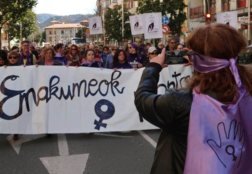 Mobilizazio jendetsuak izan dira martxoaren 8an Mobilizazio jendetsuak izan dira martxoaren 8an