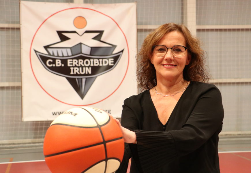 Ana Iturria, Erroibide klubeko lehendakaria: “Maila altuko jokalariak gazteagoengana hurbiltzea aberasgarria izan daitekeela uste dugu”