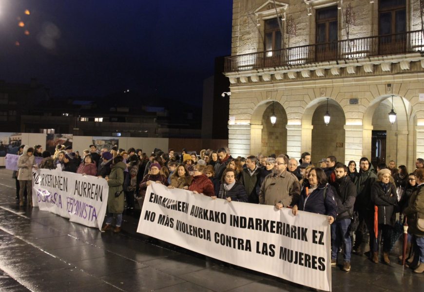 Hirian adin txikiko batek jasandako erasoarekiko gaitzespena