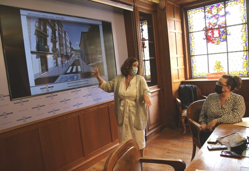 Santa Elena karrikaren berrurbanizazioa aurkeztu da