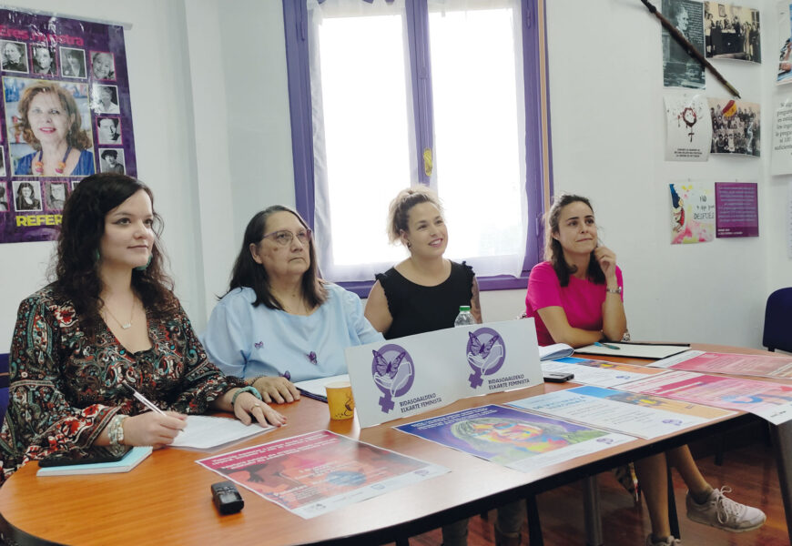 Azaroa morez jantziko da Emakumeen Aurkako Indarkeria salatzeko