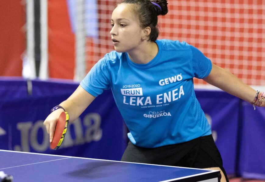 Leka-Enea mahai tenis klubeko kirolariek ligako hainbat partidu jokatu dituzte asteburuan zehar