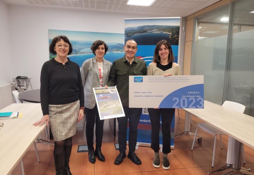 Ane Zufiaurreren lana saritu du “Ibai izena duen herrialde bat” arte digitaleko lehiaketak