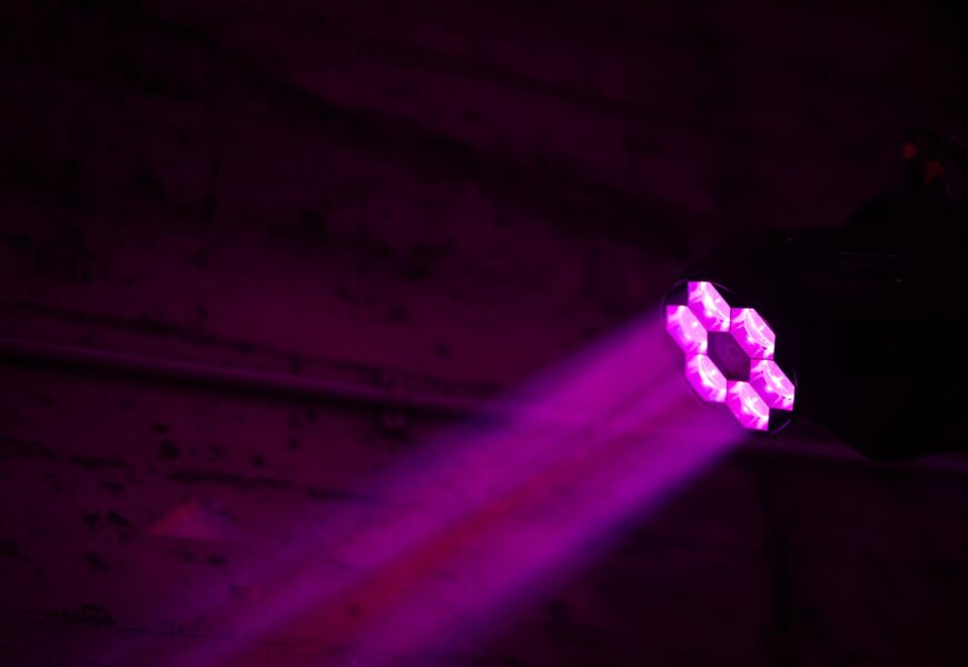 Irungo udaletxea fuksiaz argituko da gaur Turner Sindromearen Nazioarteko Eguna dela eta