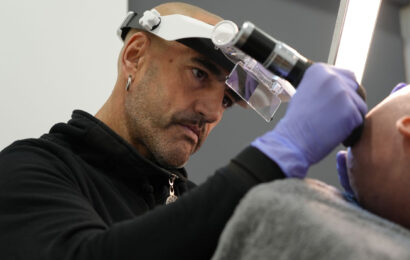 Agur desiratu gabeko burusoiltasunari Hair Tattoo tratamenduari esker Agur desiratu gabeko burusoiltasunari Hair Tattoo tratamenduari esker