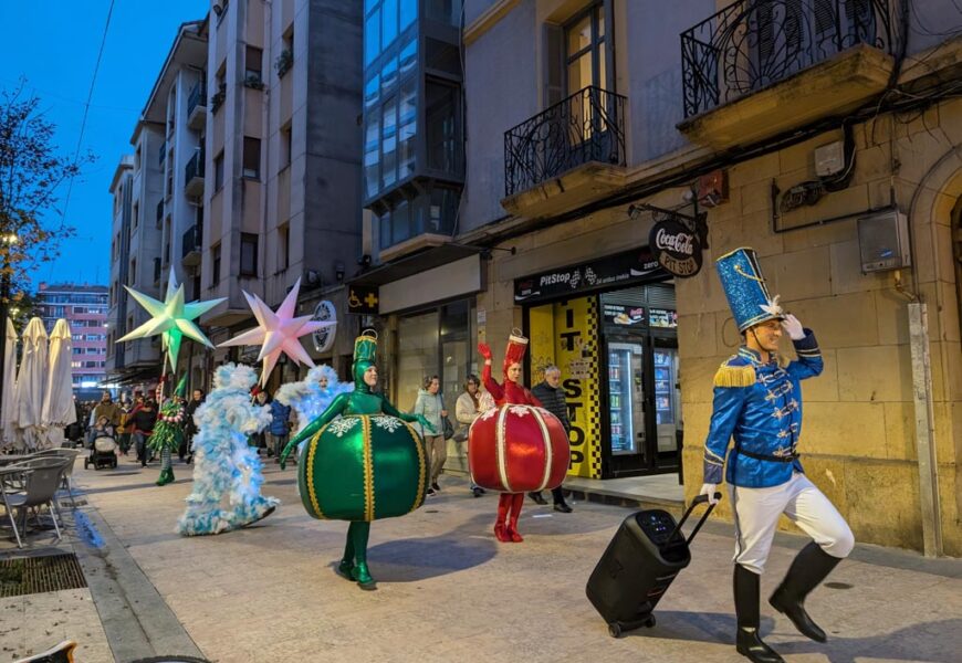 Eguberrietako kanpainaren inpaktu ekonomikoaren eta hiritarren balorazioaren errepasoa egin dute gaur Udalean