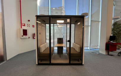 CBA liburutegian zarata murrizteko bi kabina instalatu dira