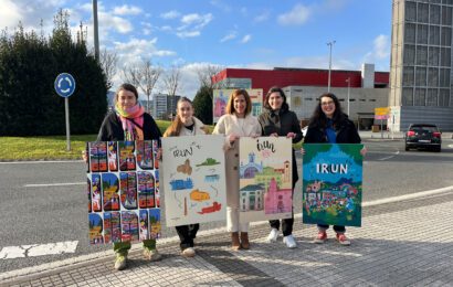 Irunek 4 kartel berri ditu hirira ongietorria emateko, bertako artisten sinadurarekin Irunek 4 kartel berri ditu hirira ongietorria emateko, bertako artisten sinadurarekin