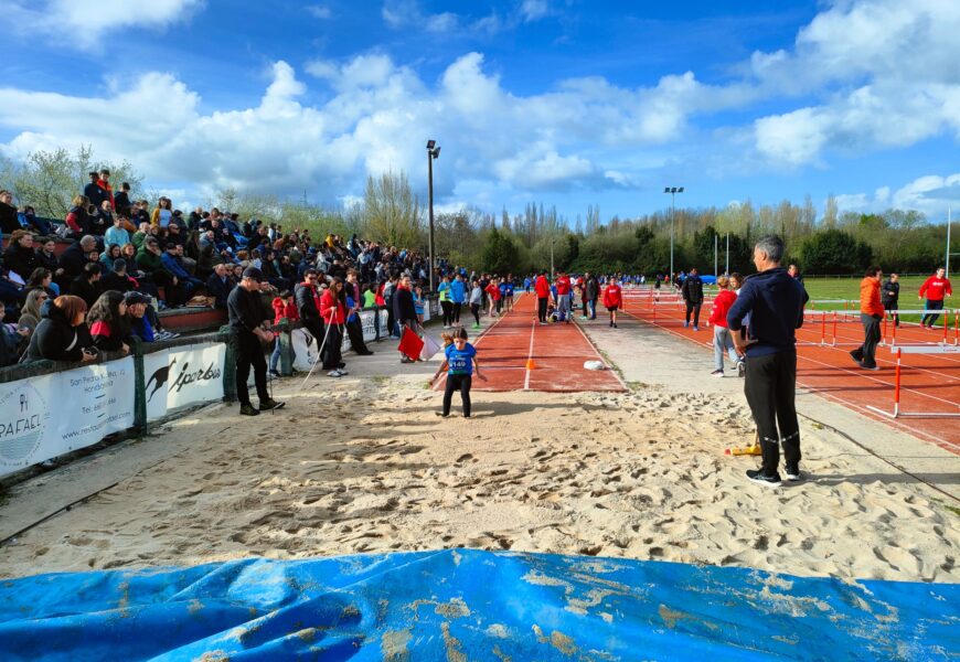 500 atleta gaztetik gora parte hartu dute Plaiaundin egindako Gipuzkoako Eskolarteko Txapelketaren jardunaldian