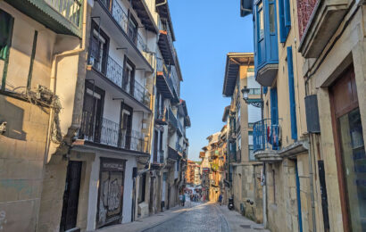 Irunek postal bihurtuko diren irudiak bilatuko ditu 2026ko udal egutegia osatzeko