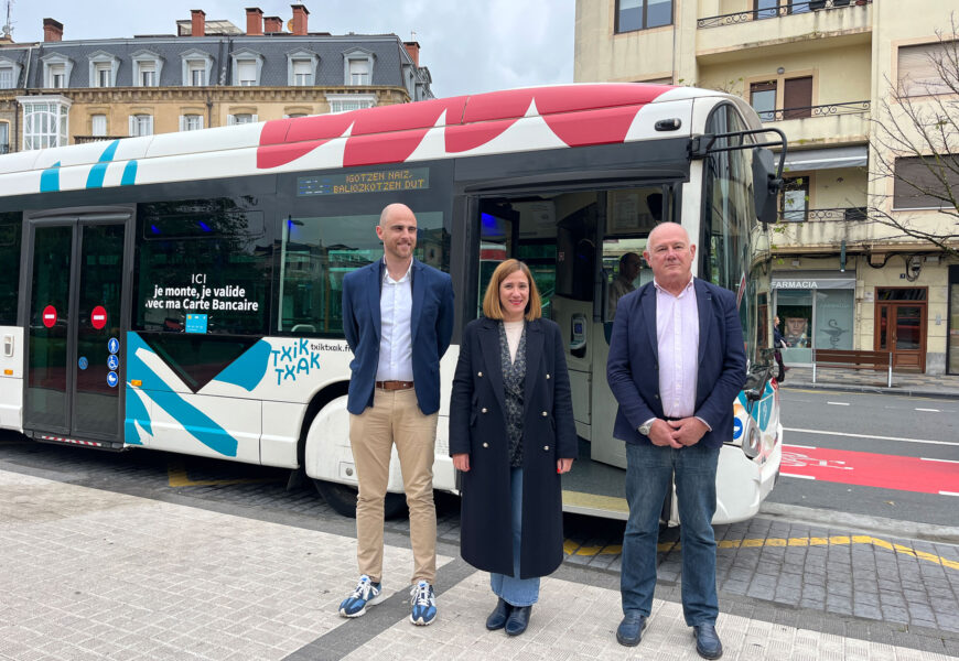 Maiztasuna handitzeari esker, %77 hazi dira Txik Txak autobus zerbitzuaren erabiltzaileak