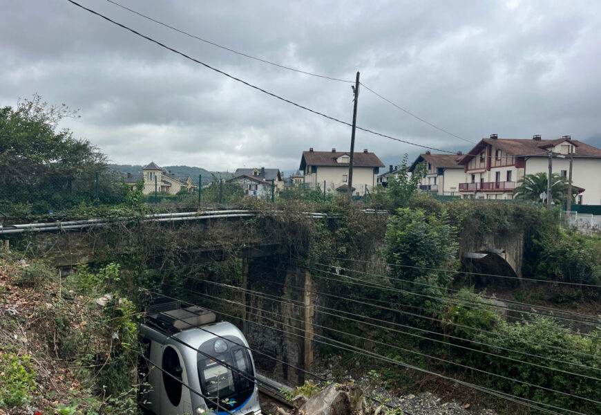 Irailaren 1ean itxiko den Telleria zubia behin-behineko pasabide batekin ordezkatuko da