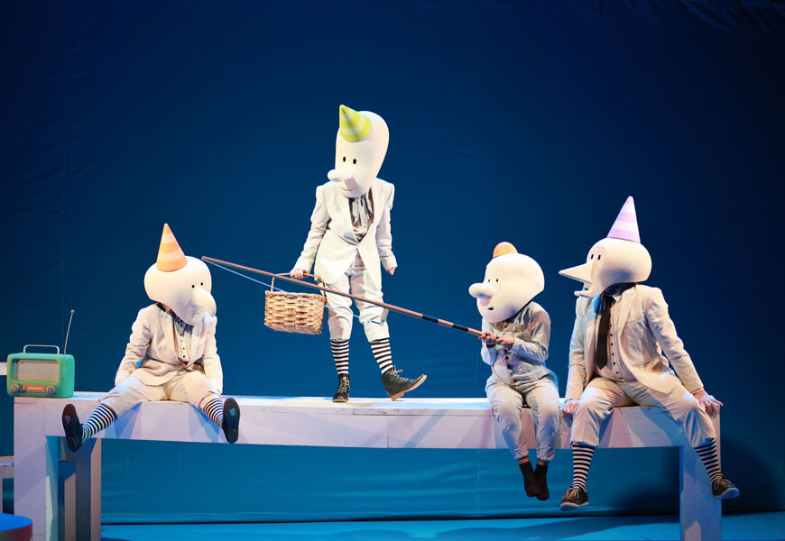 Mr Bo antzezlanak algaraz beteko du CBA kultura eta Sormen zentroa ostiral honetan Mr Bo antzezlanak algaraz beteko du CBA kultura eta Sormen zentroa ostiral honetan