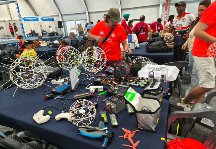 Bidasoa LHIIko ikasle eta irakasleak Jeonjuko Drone Soccer FIDA World Cup txapelketan lehiatu dira