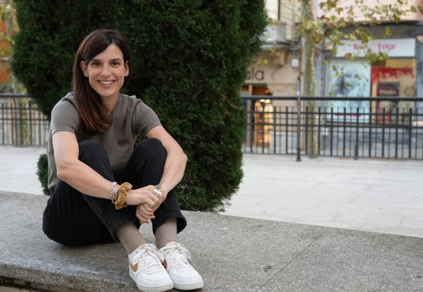 Estibaliz Zubialde, Lassai psikologia: “Sustraietara eta emozio sakonetara joaten zarenean, hor agertzen dena ama-hizkuntza da” Estibaliz Zubialde, Lassai psikologia: “Sustraietara eta emozio sakonetara joaten zarenean, hor agertzen dena ama-hizkuntza da”