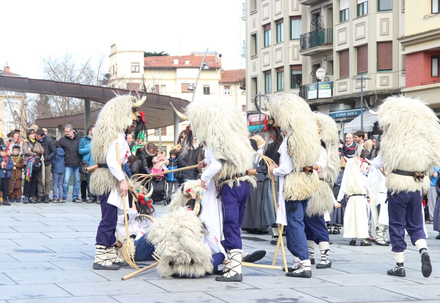 Kemen dantza taldeak ekitaldiz ekitaldi dantzan ospatuko ditu Inauteriak Kemen dantza taldeak ekitaldiz ekitaldi dantzan ospatuko ditu Inauteriak