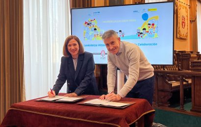 Irungo Udalak eta UNICEFek Irun Haurren Hiri Laguna izendatzeko hitzarmena berritu dute Irungo Udalak eta UNICEFek Irun Haurren Hiri Laguna izendatzeko hitzarmena berritu dute