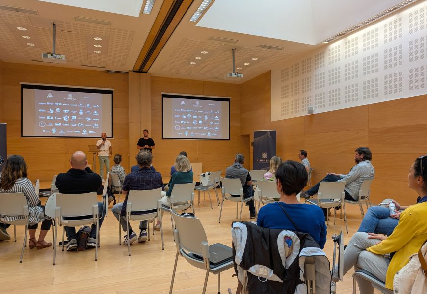 Biarritz Olympiquek eta BATek aliantza historikoa sinatu dute ‘Aurrera’ negozio klubari esker