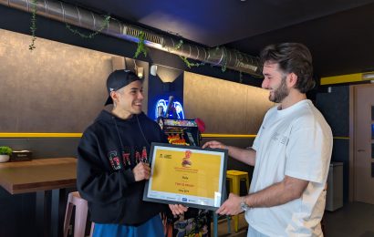 Holy Burger sukalde ezkutua izatetik Euskadiko hanburgesa onena izatera pasa da