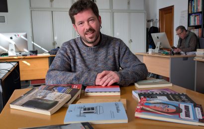 Oier Etxebeste Giménez, Alberdania Argitaletxeko editorea: “1200 izenburutik gora eskaini ditu Alberdaniak, eta liburuen % 80 euskaraz argitaratu dira”