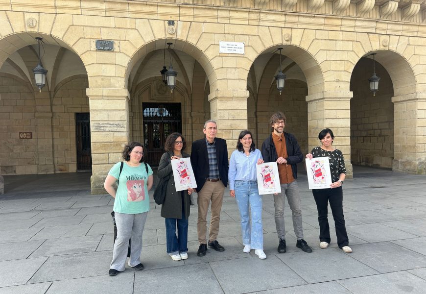 Liburuaren Eguneko Azoka San Juan plazara lekualdatuko da, bertako kulturaren eta talentuaren alde eginez