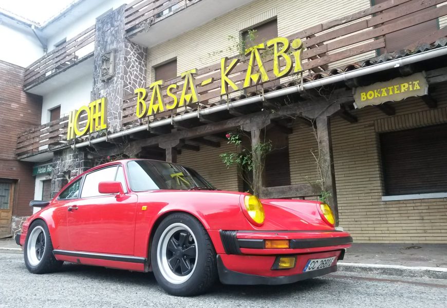 Bidasoa Institutuko ikasleek Porsche klasiko bat berritu dute CMZ torno berriak erabiliz