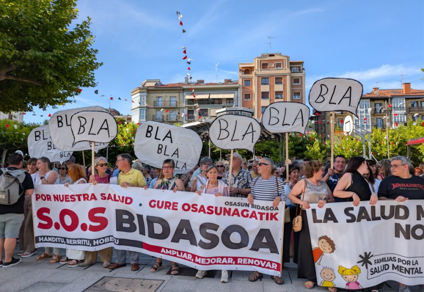 Osasun Bidasoak Bidasoaldeko osasun-arretaren norabidea aldatzea eta ESIko zuzendaritza berritzea exijitu dio Osakidetzari Osasun Bidasoak Bidasoaldeko osasun-arretaren norabidea aldatzea eta ESIko zuzendaritza berritzea exijitu dio Osakidetzari