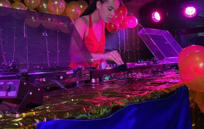 Sustraiak dantzan jartzen ditu Muchacha del Diablok: erritmo tropikalak eta musikarekiko konexioa