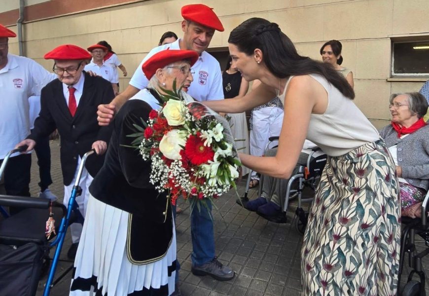 Ilusioak ez du adinaren berri: Presen Caspisteguik eta Ángel Hernansanzek gidatu dituzte Sanmartzialak Caser Anakan Ilusioak ez du adinaren berri: Presen Caspisteguik eta Ángel Hernansanzek gidatu dituzte Sanmartzialak Caser Anakan