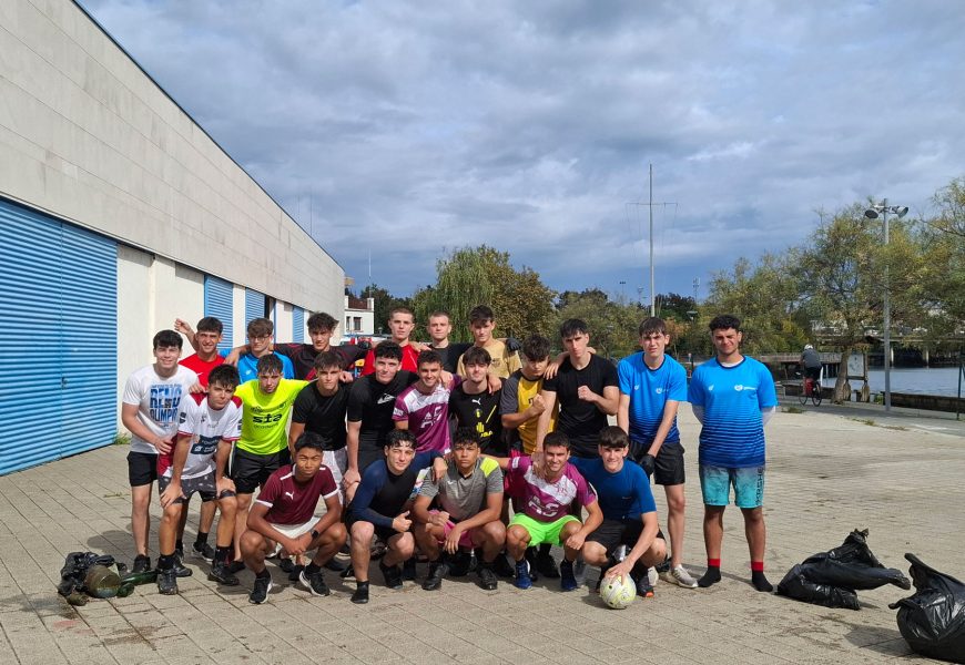 Kirola eta ingurumen-zaintza uztartu dituzte Gainberri ikastetxeko ikasleek Bidasoa ibaian Kirola eta ingurumen-zaintza uztartu dituzte Gainberri ikastetxeko ikasleek Bidasoa ibaian