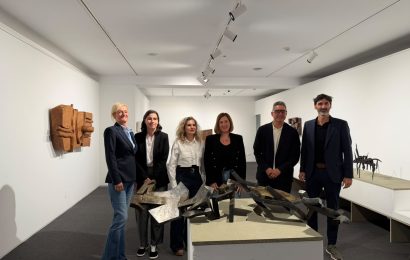 ‘Chillida Mendiburu. Denboraren ispilu’ erakusketa historikoa hartuko du Menchu Gal aretoak