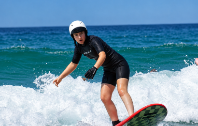 Saioa Huarte irundarra Kaliforniako Surf Egokituko Munduko Txapelketarako hautatu dute