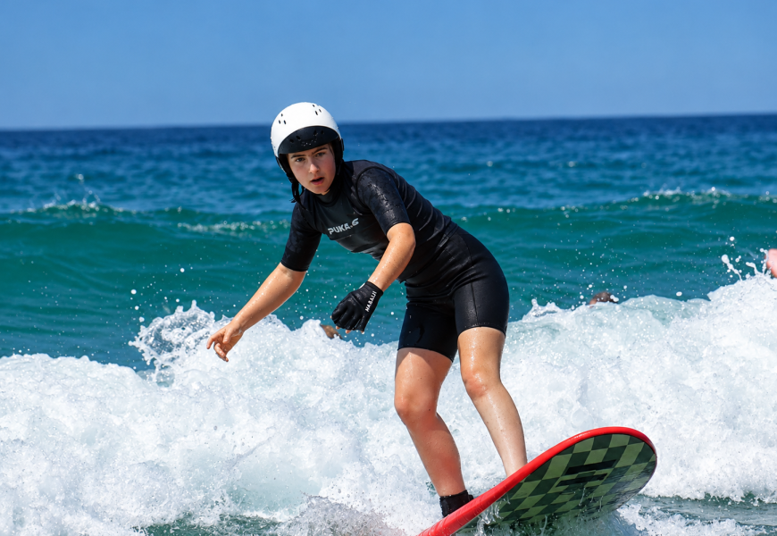 Saioa Huarte irundarra Kaliforniako Surf Egokituko Munduko Txapelketarako hautatu dute